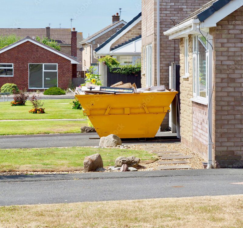 Yellow skip filled properly. An example of efficient skip loading.